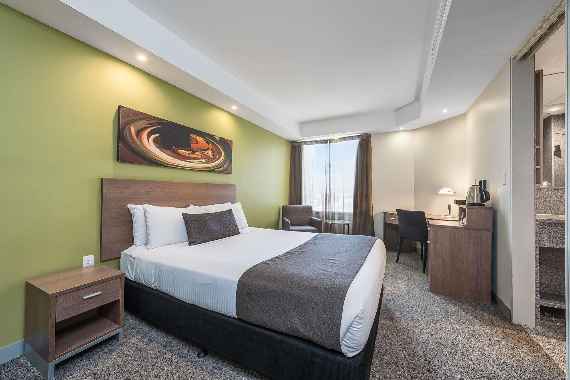 Mantra Melbourne Airport Hotel Eksteriør billede